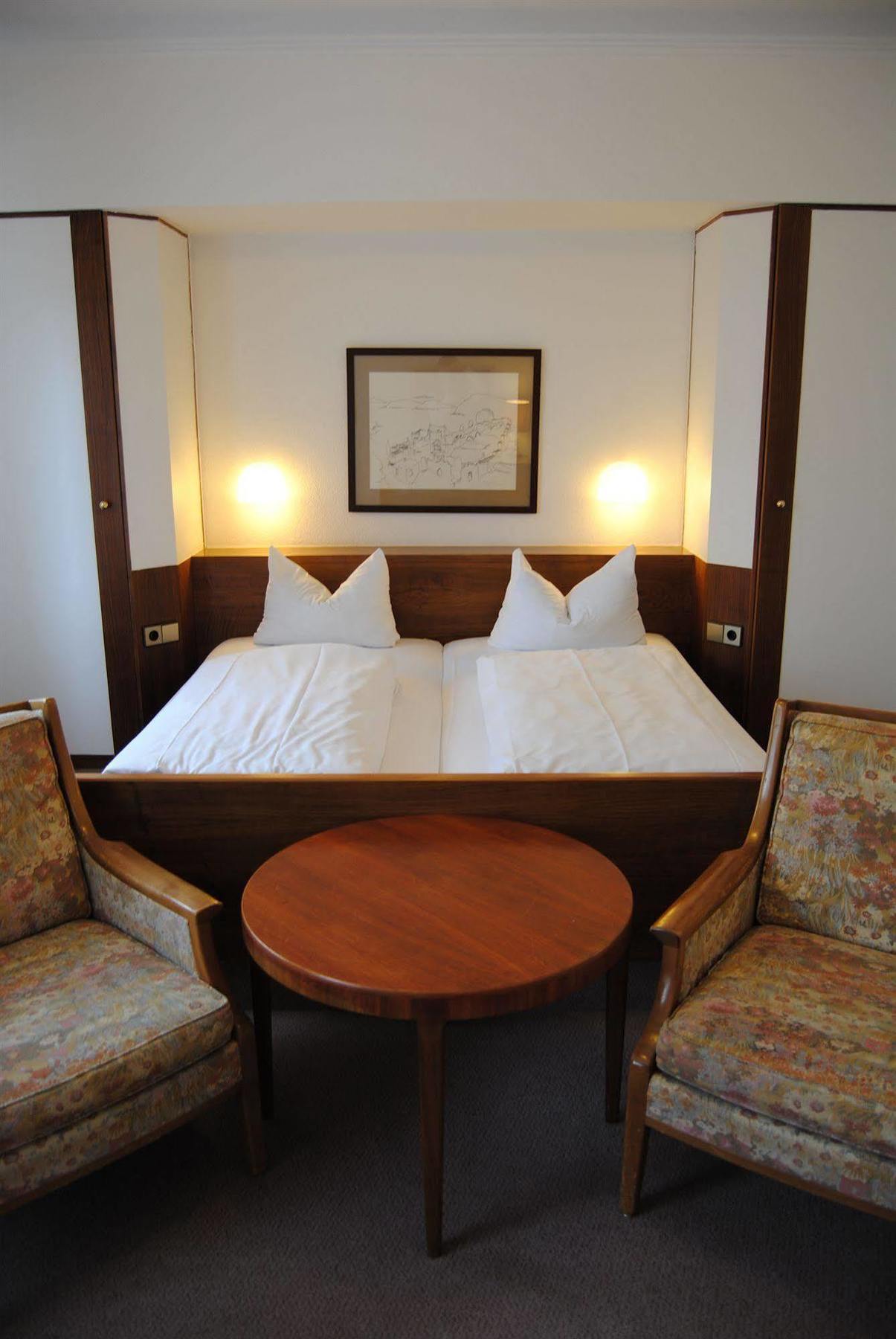 Parkside Hotel Francoforte sul Meno Esterno foto